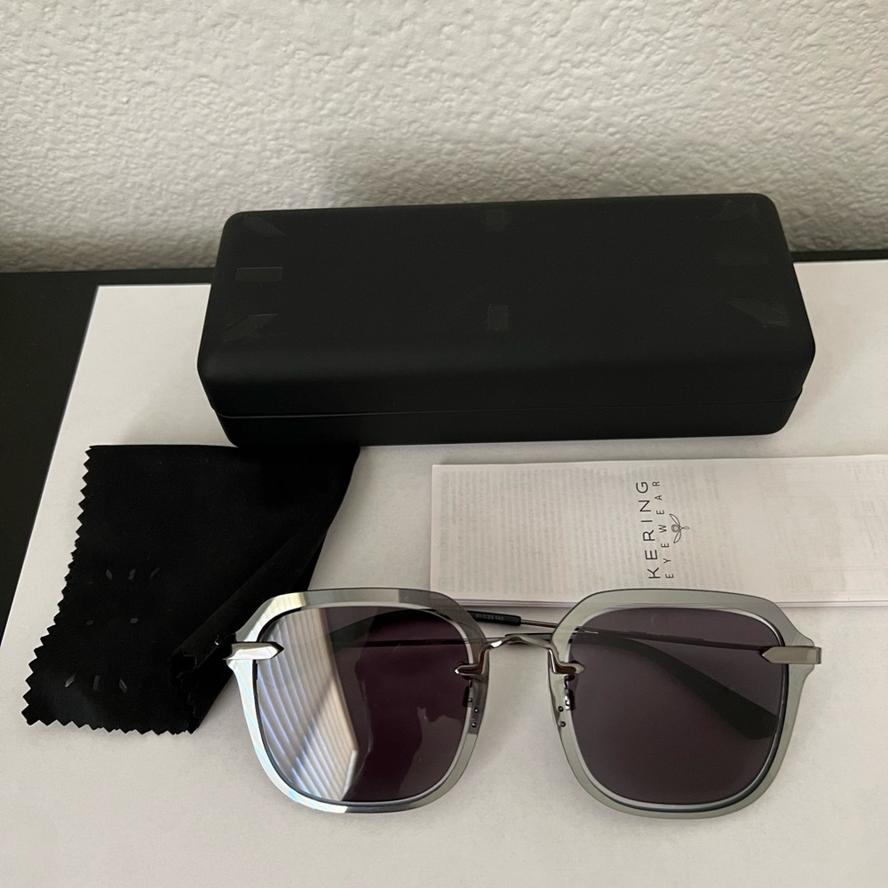 MCQ Alexander Mcqueen MQ 0283s Sunglasses.